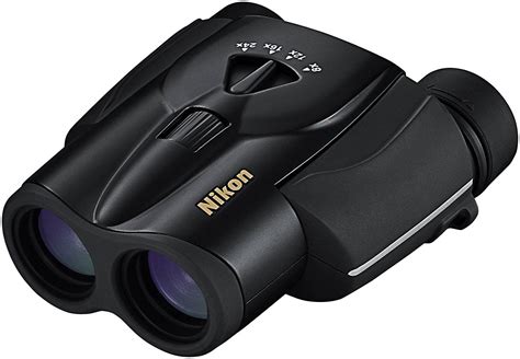 Zoom Binoculars: Guide & Reviews 2022