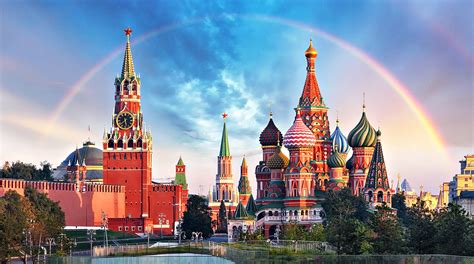 Red Square – Moscow Kremlin & Saint Basil’s Cathedral – Moscow, Russia ...