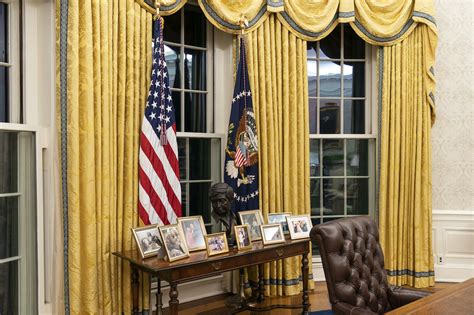 President Joe Biden's Oval Office decor: How it compares to Donald ...