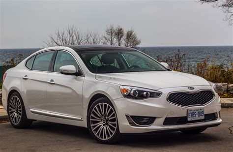 2019 Kia Cadenza Limited 0-60 Times, Top Speed, Specs, Quarter Mile ...