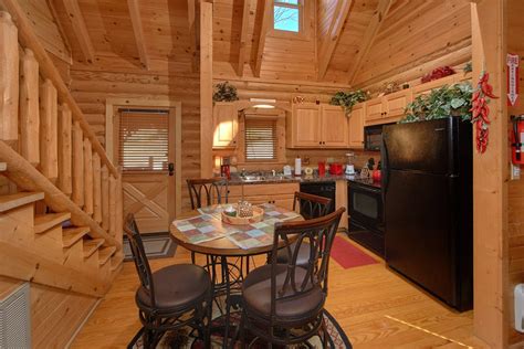 "Creekside Hideaway" Smoky Mountain Ridge Resort Cabin Near Gatlinburg