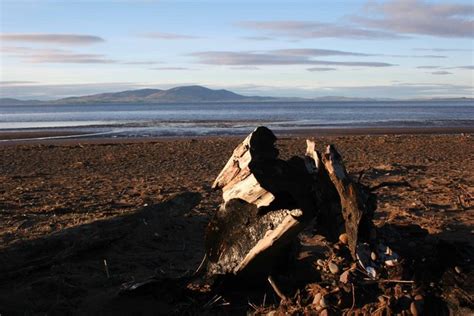 Silloth, West Beach, view of Criffel Photo | UK Beach Guide