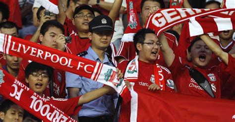 Liverpool Fans Celebrate Final Victory — Late Nights in the UEFA ...