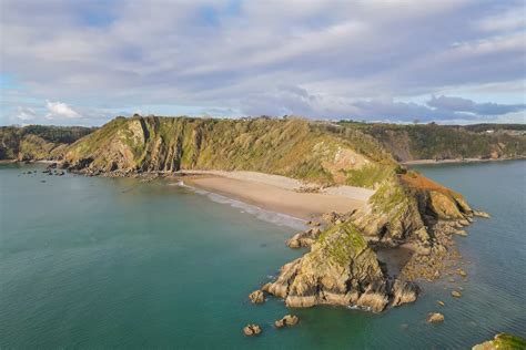 Pitch Up at The Best Coastal Campsites in Tenby