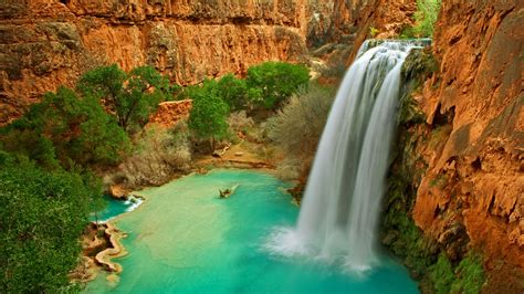 Havasu Falls in the Grand Canyon - Grand Canyon National Park Trips