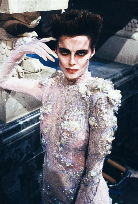 Slavitza Jovan as Gozer in 'Ghostbusters' (1984) Burlesque Costumes ...