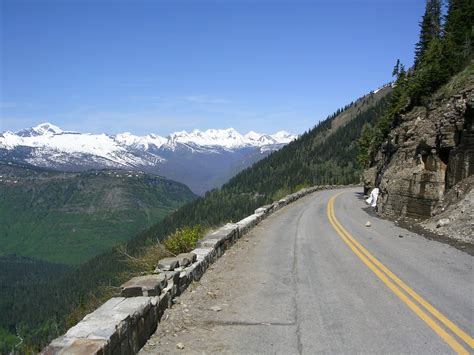 Going-to-the-Sun Road Opens Early | Glacier National Park Travel Guide