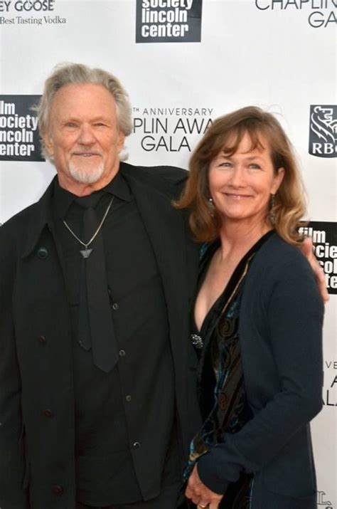 Kris Kristofferson, with his wife, Lisa. | Famous couples, Hollywood ...