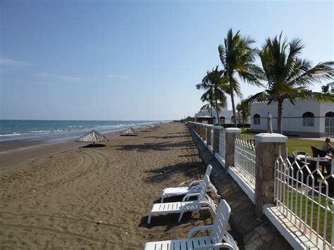 Sohar Beach Hotel: beach view | John Steedman | Flickr