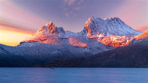 Cradle Mountain, Tasmania, on a very cold morning - Bing Gallery