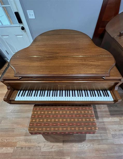 Pre-Owned Pianos — Pianos for Sale — Great Plains Piano