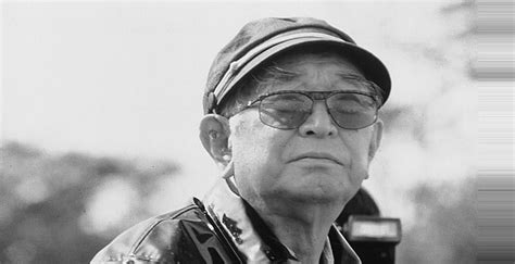 Akira Kurosawa Biography - Facts, Childhood, Family Life & Achievements