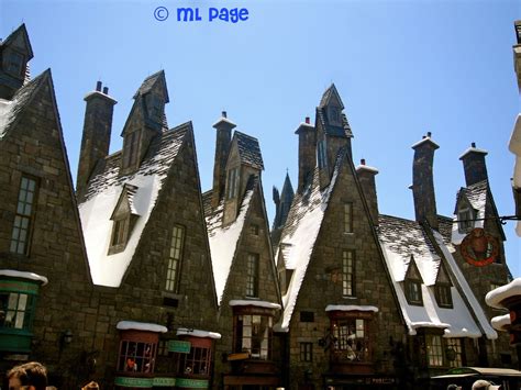 Picturing Disney: Hogsmeade Village