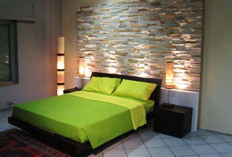 Parete testata letto in pietra | Colori per dipingere sulla pelle