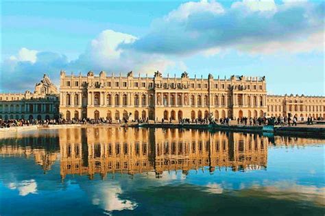 Here's how to explore Château de Versailles without travelling to France