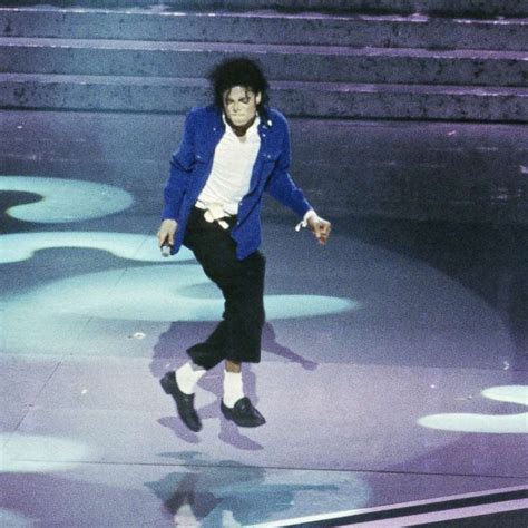 Logo Michael Jackson Moon Walk - I also created a unique logo of ...