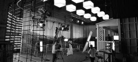 Universal Production Services | Set Lighting