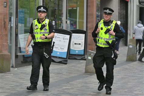 Police Scotland delays start date of controversial no-beards policy ...