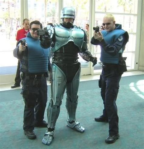 RoboCop Archive :: View topic - OCP POLICE HELMET / VEST project.