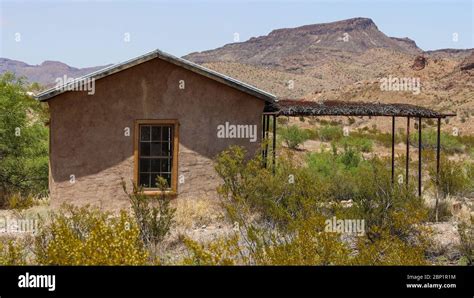 Adobe walls texas hi-res stock photography and images - Alamy