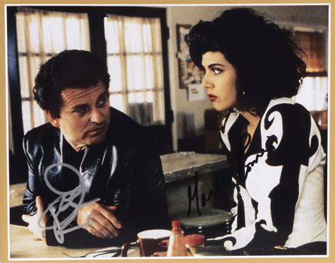 Marisa Tomei and Joe Pesci Signed "My Cousin Vinny" (1992) Movie Print ...