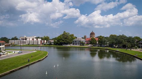 Bayou St. John New Orleans Neighborhood - Crescent City Living