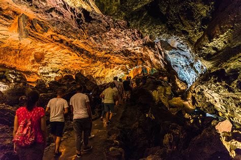 pakistaní Ese calentar cueva de los verdes y jameos del agua ...