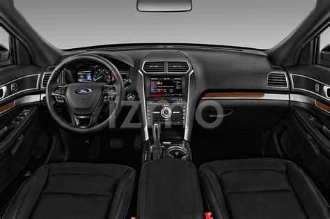 2017 Ford Explorer Limited 5 Door SUV Dashboard Stockphoto | izmostock