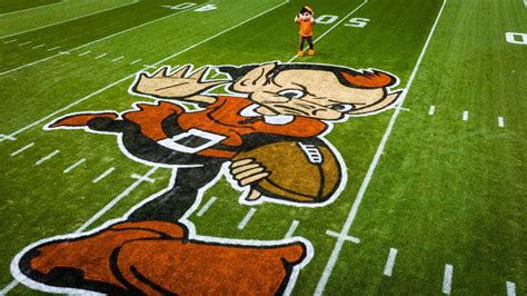 Browns unveil 2022 field design featuring Brownie logo at midfield