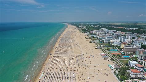 Bibione Spiaggia beach on the map with photos and reviews🏖️ ...