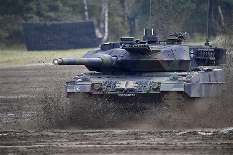 Singapore denies acquisition of new Leopard tank variant