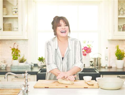 Valerie Bertinelli invites you into her kitchen with new book, 'Valerie ...