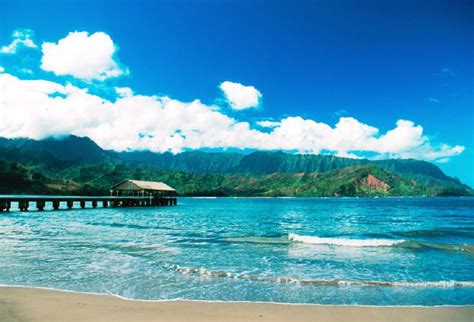 Hanalei Bay, Kauai, Hawaii | Hanalei bay, Hawaii vacation, Beaches in ...