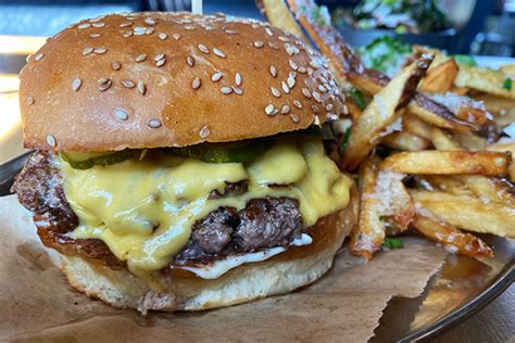 The Top 15 Absolute Best Burgers in Atlanta