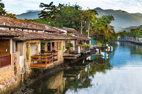 Premium Photo | Historical centre of paraty in brazil