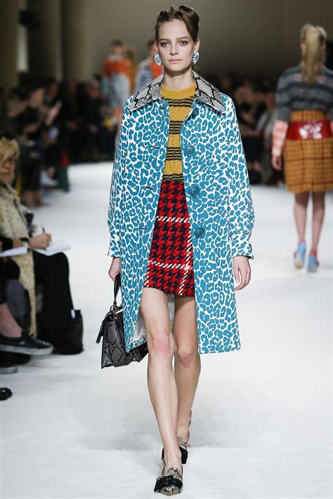 Miu Miu Autumn/Winter 2015 Ready-To-Wear | Fashion, Ready to wear ...