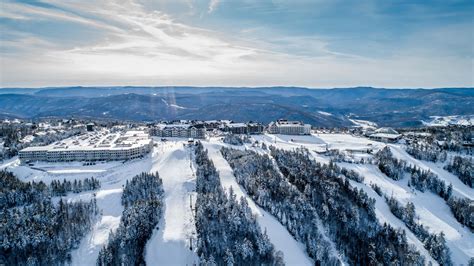 Ski and Snowboard at Snowshoe Mountain Resort WV | Ikon Pass