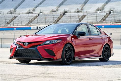 What Is the Fastest 2022 Toyota Camry Trim Level?