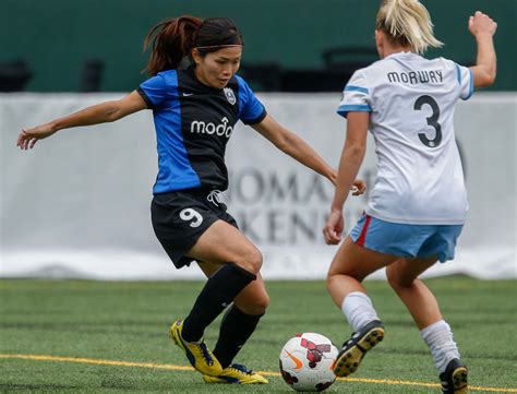 National Women's Soccer League Gives Amateur Players A Shot At The Pros ...