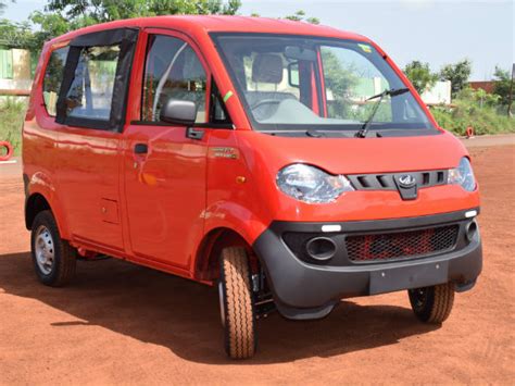 Mahindra Sells 1,00,000 Units Of Jeeto Mini-Truck: Specs, Mileage ...