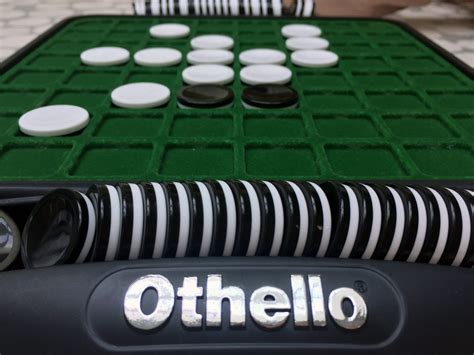 Othello Review - Board Game Review