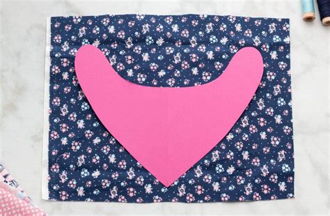 How to Make Bandana Bibs for Babies - Sweet Red Poppy