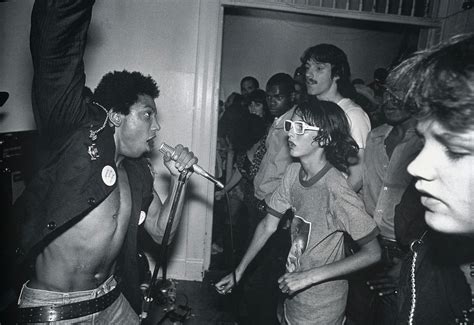 Bad Brains playing a house show, 1979. : OldSchoolCool