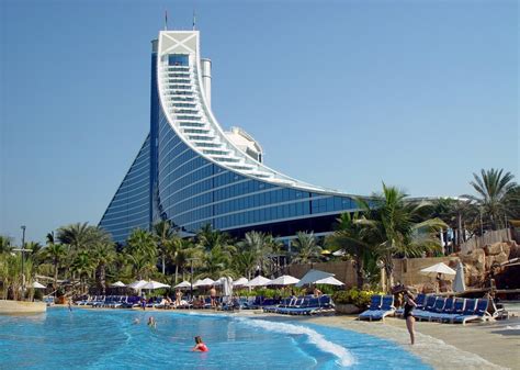 Best Hotels For You: Jumeirah Beach Hotel Dubai