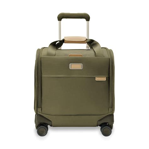 High-End Durable & Expandable Luggage | Briggs & Riley