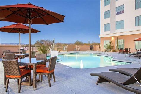 Cambria Hotel Phoenix - North Scottsdale Pool: Pictures & Reviews ...