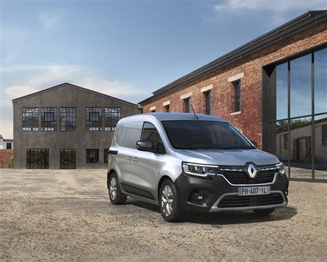 Renault adding electric and hydrogen vans | EVs & Beyond