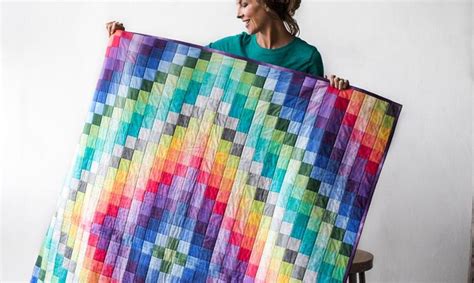 The Beginner’s Guide to Bargello Quilting | Craftsy | Bargello quilt ...