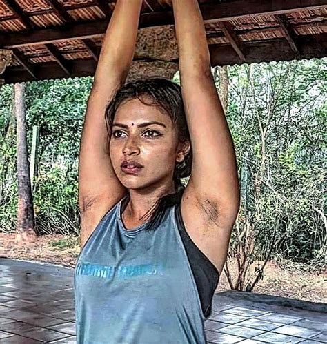 32 Likes, 3 Comments - Desiarmpit1🔵 (@desiarmpit1) on Instagram ...