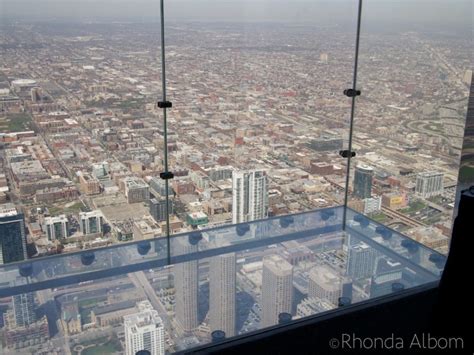 Skydeck Chicago: I Walked Out on the Ledge - Would You?